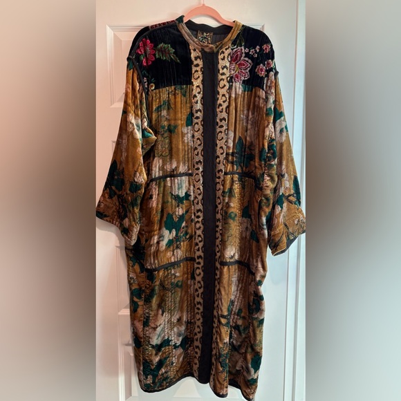 Johnny Was Velvet Sequin Kimono, Limited Edition-RARE - Picture 1 of 13